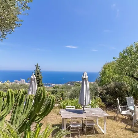 D'angeline, Vue Mer, Jardin Commun, Parking, Voiture Requise, 10 Min En Voiture De Monaco, Route Etroite, Pente Raide, Croisement Limite, Sea View, Shared Garden, Parking, Car Required, 10 Min Drive From Monaco, Narrow Steep Road, Limited Pass Apartment Beausoleil
