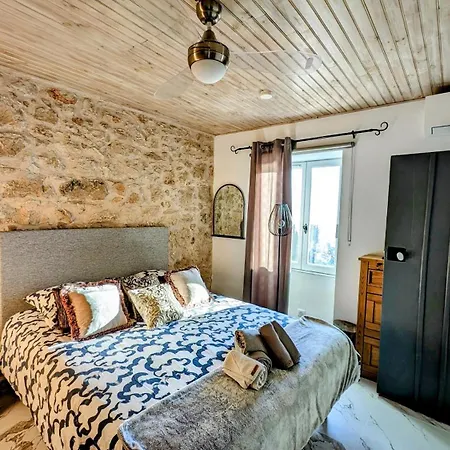 D'angeline, Vue Mer, Jardin Commun, Parking, Voiture Requise, 10 Min En Voiture De Monaco, Route Etroite, Pente Raide, Croisement Limite, Sea View, Shared Garden, Parking, Car Required, 10 Min Drive From Monaco, Narrow Steep Road, Limited Pass Apartmán Beausoleil