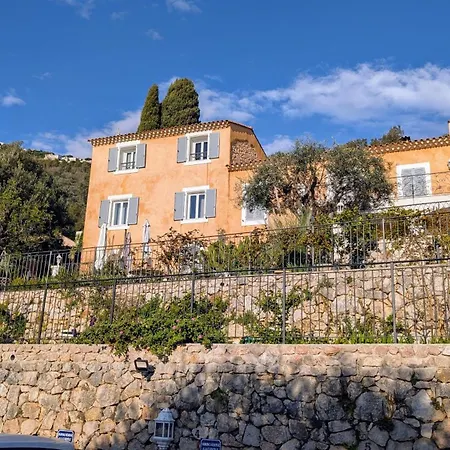 D'angeline, Vue Mer, Jardin Commun, Parking, Voiture Requise, 10 Min En Voiture De Monaco, Route Etroite, Pente Raide, Croisement Limite, Sea View, Shared Garden, Parking, Car Required, 10 Min Drive From Monaco, Narrow Steep Road, Limited Pass