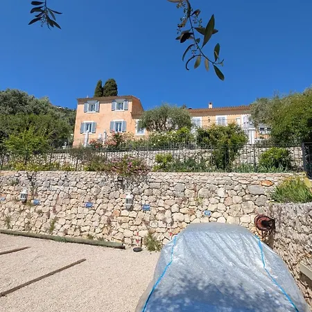 D'angeline, Vue Mer, Jardin Commun, Parking, Voiture Requise, 10 Min En Voiture De Monaco, Route Etroite, Pente Raide, Croisement Limite, Sea View, Shared Garden, Parking, Car Required, 10 Min Drive From Monaco, Narrow Steep Road, Limited Pass