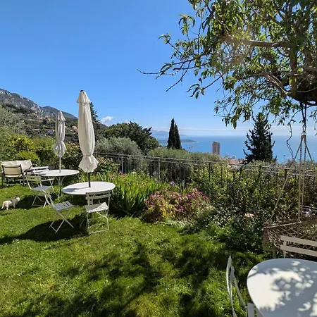 D'angeline, Vue Mer, Jardin Commun, Parking, Voiture Requise, 10 Min En Voiture De Monaco, Route Etroite, Pente Raide, Croisement Limite, Sea View, Shared Garden, Parking, Car Required, 10 Min Drive From Monaco, Narrow Steep Road, Limited Pass * Beausoleil