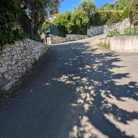 D'angeline-vue Panoramique, Jardin Partage, Parking, Voiture Indispensable, Route Etroite Et Pentue, A 10 Min De Monaco 아파트 *