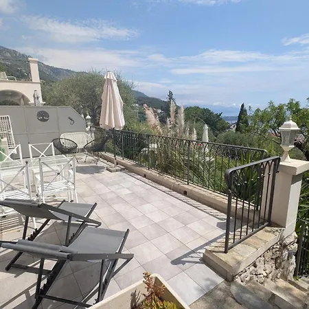 D'angeline-vue Panoramique, Jardin Partage, Parking, Voiture Indispensable, Route Etroite Et Pentue, A 10 Min De Monaco