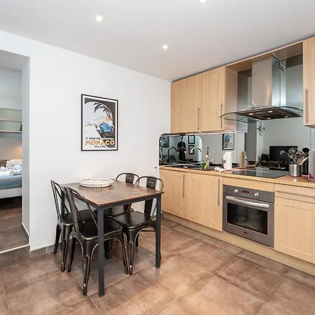 شقة D'angeline-vue Panoramique, Jardin Partage, Parking, Voiture Indispensable, Route Etroite Et Pentue, A 10 Min De Monaco بوزولي