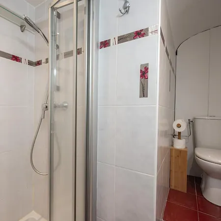 D'angeline-vue Panoramique, Jardin Partage, Parking, Voiture Indispensable, Route Etroite Et Pentue, A 10 Min De Monaco 아파트